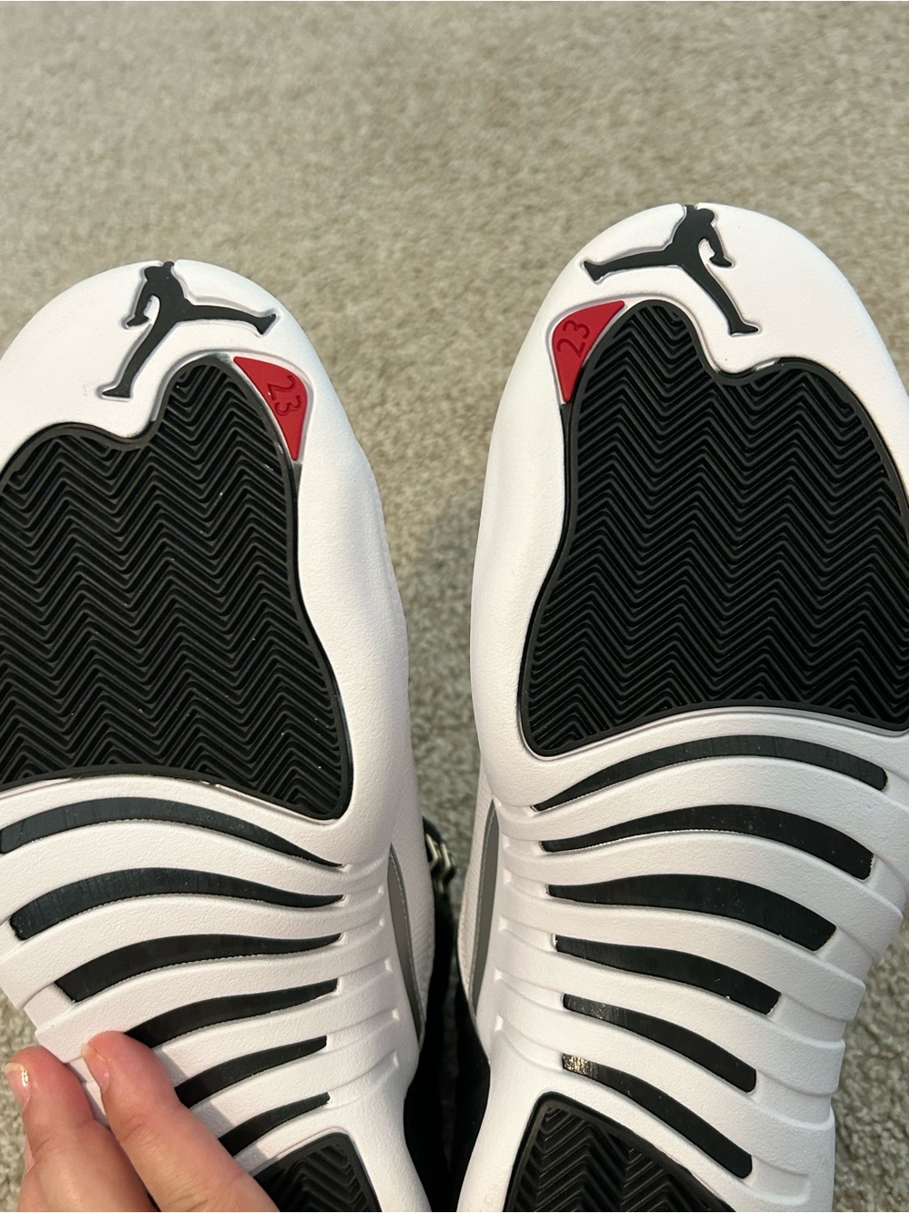 Air Jordan 12 Retro Playoff 2022 - Picture 10 of 10